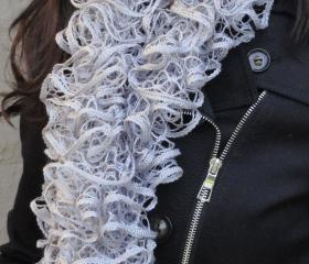 Fishnet Scarf, Gray sashay